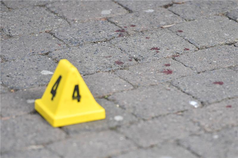 Jugendgewalt hat England im Griff Ort einer Messergewalt in Birmingham: Bei einem Vorfall zwischen zwei Gruppen von Jugendlichen hat es mehrere Verletzte gegebeben.