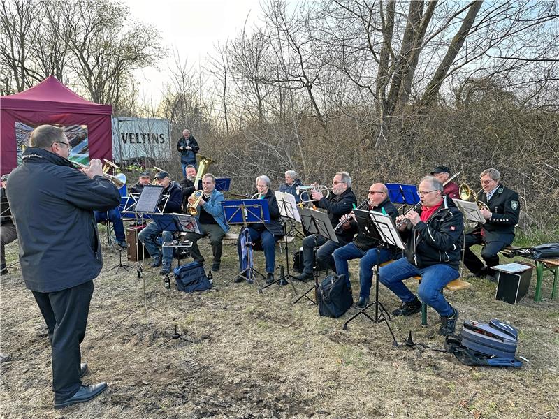 Osterfeuer Bündheim Weißer Stein Jugendfeuerwehr Feuerwehr Bündheim Huttenmusikkorps Oker