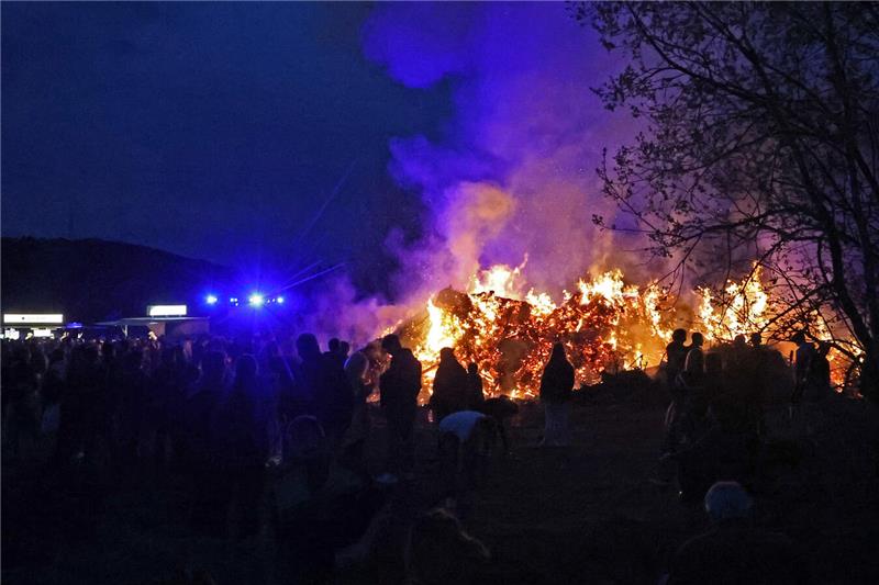 Osterfeuer am Bollrich