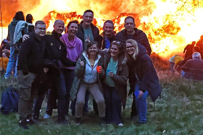 Osterfeuer am Bollrich