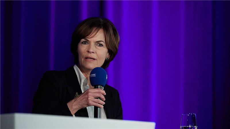 Mehr arbeiten fürs BIP: Einen Feiertag ganz streichen? Ostermontag als Feiertag streichen? Die Trumpf-Chefin hält das im Sinne der Wirtschaft für eine gute Idee. (Archivbild)