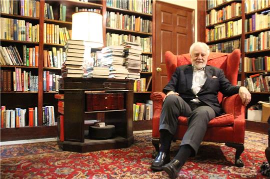 Otto Penzler im Keller des «Mysterious Bookshop».