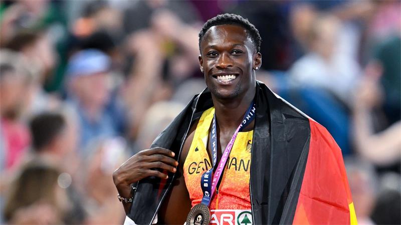 Owen Ansah konnte trotz der drohenden Sperre nach Bronze bei der EM lächeln.