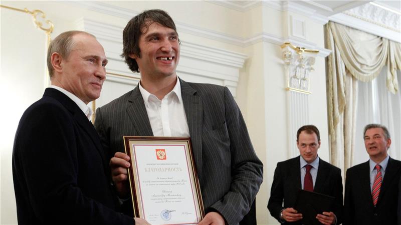 Owetschkins Sympathie für Wladimir Putin ist der größte öffentliche Kritikpunkt an ihm