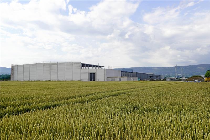 PLG baut im Gewerbegebiet eine neue Lagerhalle.