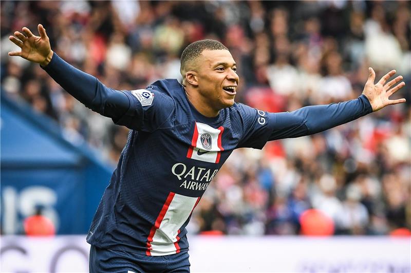 Großes Transfer-Theater: Mbappé und Kane in den Hauptrollen PSG-Star Kylian Mbappé wird auch mit Real Madrid in Verbindung gebracht.