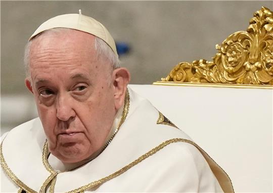 Papst Franziskus: «Und ich sage jedem, der Homosexualität kriminalisieren möchte, dass er falsch liegt».