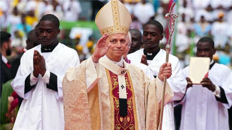 Papst Leo XIV. bei seiner letzten Messe in Afrika.