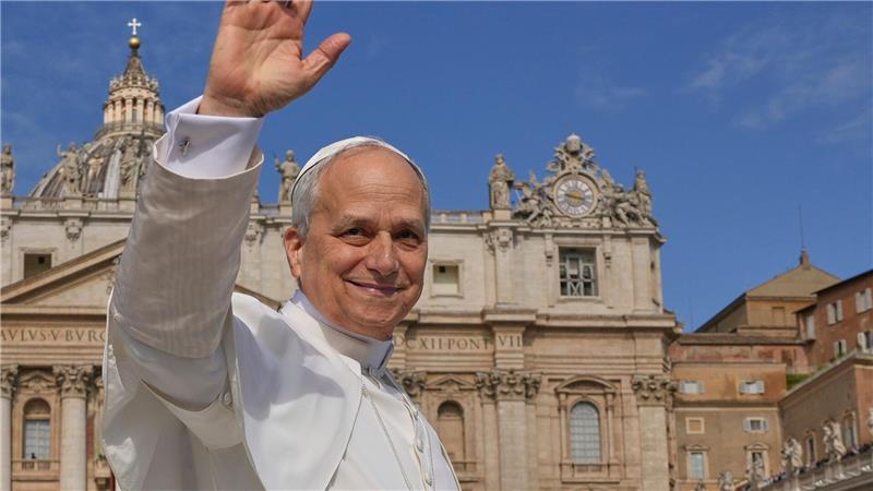 Papst Leo nutzt Amtseinführung zu Kapitalismus-Kritik Papst Leo XIV. ist auf dem Petersplatz feierlich in sein Amt eingeführt worden.