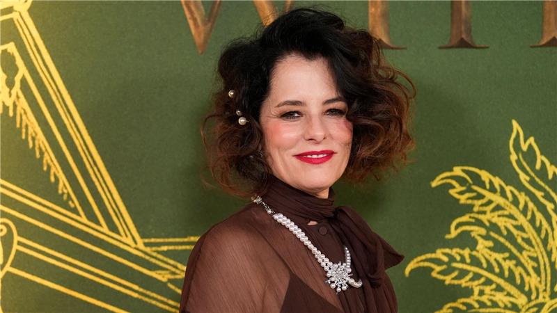 Die Sünden der Superreichen: Das Phänomen „The White Lotus“ Parker Posey ist bei vielen „The White Lotus“-Fans beliebt. (Archivbild)