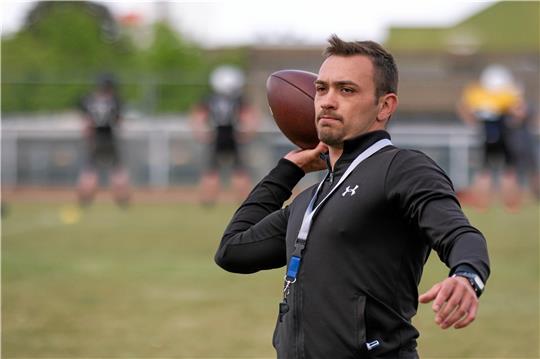 Paul Baron ist der neue Trainer der Goslar Emperors. Am Samstag fand unter seiner Regie das erste Testspiel gegen die Lehrte Renegades statt.  Fotos: Drechsler