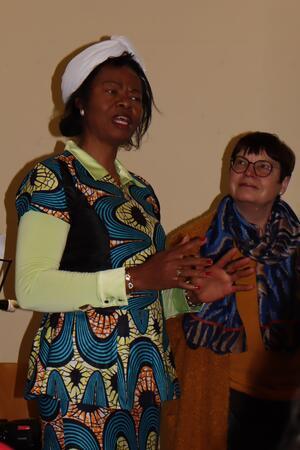 „Nigerianische Männer lassen keine Veränderungen zu“ Afrikanische Frau