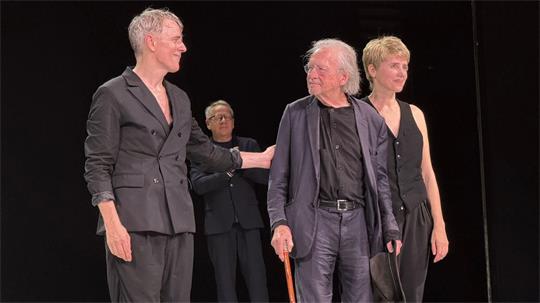 Peter Handkes neues Stück feierte eine gelungene Premiere in Salzburg.