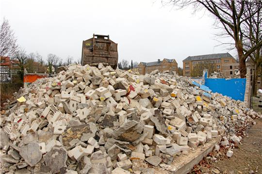 Pfalzquartier: Der Abriss-Stopp soll bald gestoppt werden. Foto: Epping