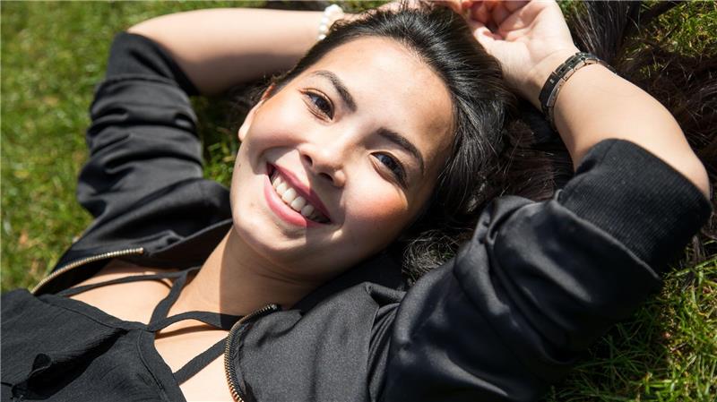 Pflege, Ernährung und Vorsorge: Gesunde Zähne sind nicht selbstverständlich, man muss etwas dafür tun.