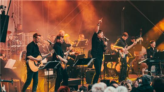 "Philharmonic Rock": An der Kaiserpfalz treffen Klassik und Rockmusik aufeinander.