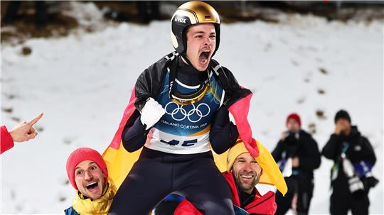 Philipp Raimund bejubelt seinen sensationellen Erfolg.