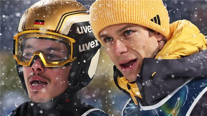 Philipp Raimund (l) und Andreas Wellinger verpassten eine Medaille knapp.