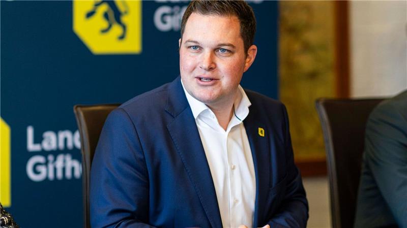 Die Wahl wollte keiner: Emotionaler Start für jungen Landrat Philipp Raulfs (SPD) übernimmt als Landrat Verantwortung im Landkreis Gifhorn. (Archivbild)