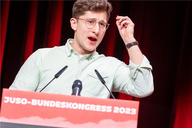 Jusos fordern Grunderbe: 60.000 Euro zum 18. Geburtstag Philipp Türmer gilt als kritisch und links. Es brauche wieder «laute, eigenständige, kurz mutige Jusos», sagte er.
