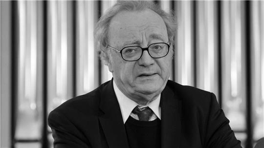 Pianist Alfred Brendel war auch für seinen Humor bekannt. Als Autor schrieb er auch skurrile Gedichte.
