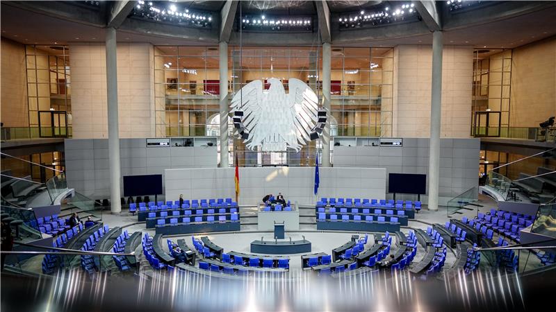 Plätze frei: Nach der Wahl vom 23. Februar 2025 werden die Sitze im Berliner Bundestag neu verteilt. Aus den beiden Wahlkreisen der Region sind fünf Abgeordnete im Parlament.