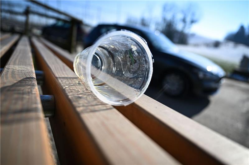 Plastikproduzenten müssen künftig eine Sonderabgabe zahlen.
