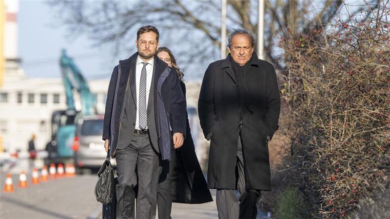 Platini (r): Zahlung von zwei Millionen Franken war rechtens.