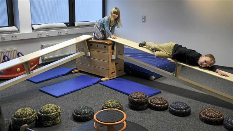 Eine ganze Büroetage für die Kinder von St. Benno Platz und Equipment zum Toben gibt es auch.