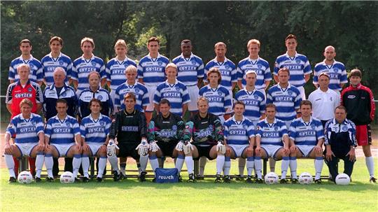 Pokalfinalist 1998: Der MSV Duisburg mit Horst Steffen und Stefan Emmerling.