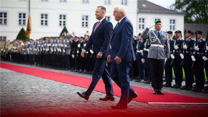 Polens Präsident Nawrocki erhielt die volle protokollarische Aufmerksamkeit