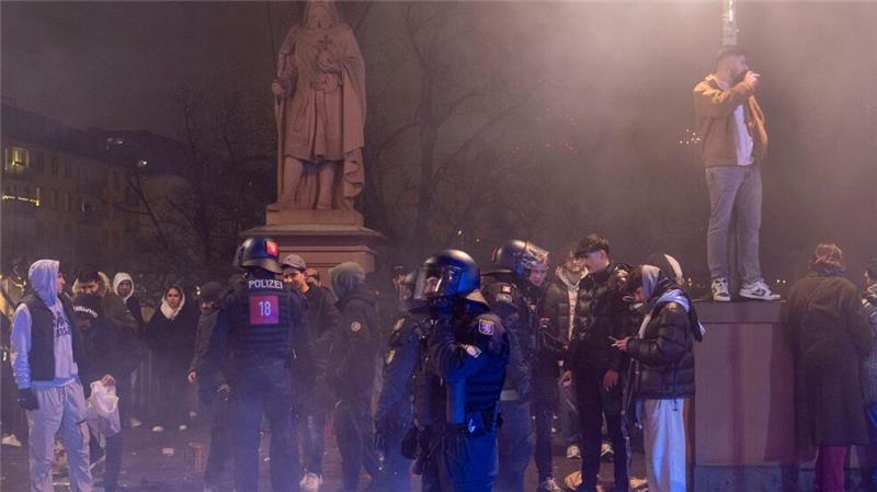 Polizei-Einsätze gab es in Frankfurt.