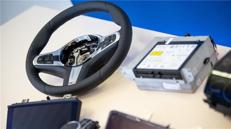 Polizeibeamten aus Deutschland und Litauen gelingt ein Schlag gegen den Handel mit gestohlenen Autoteilen. (Symbolbild)