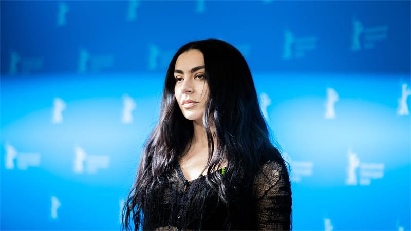 Popstar Charli XCX hatte auf der Berlinale den Film „The Moment“ vorgestellt. (Archivbild)