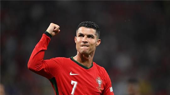 Portugals Cristiano Ronaldo jubelt nach dem Spiel.