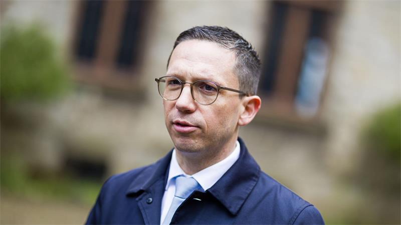 „Potenzial verschenken können wir uns nicht leisten“, sagte Minister Falko Mohrs. (Archivbild)