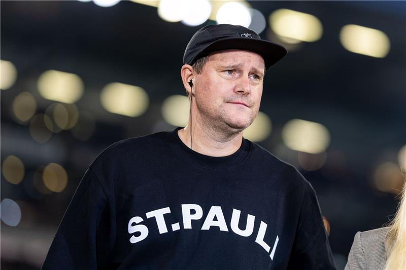 St. Paulis Göttlich: Gewalt mit Prävention begegnen Präsident beim FC St. Pauli: Oke Göttlich.