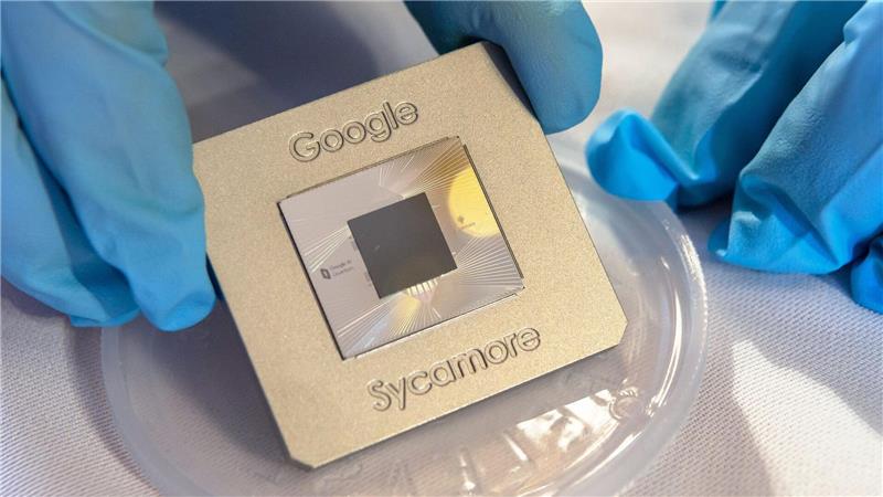 Preisträger John Martinis war an der Entwicklung des Google-Quantenprozessors „Sycamore“ maßgeblich beteiligt. 