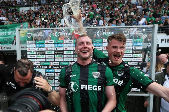 Preußen Münster ist in die 2. Bundesliga aufgestiegen.