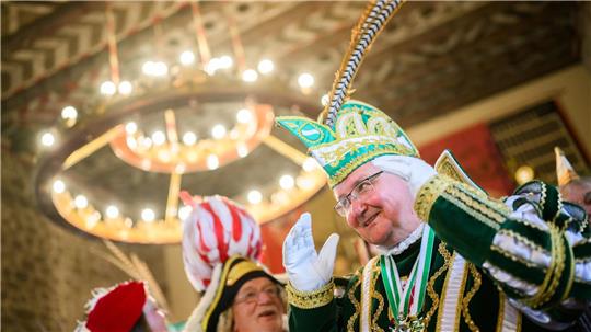 Prinz Andreas Markurth (Andreas II.) hat mit der Prinzenproklamation die Macht in Braunschweig für die sogenannte 5. Jahreszeit übernommen. 