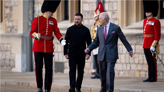 Bilder des Tages Prinz Charles empfängt ukrainischen Präsidenten Selenskyj auf Schloss Windsor.