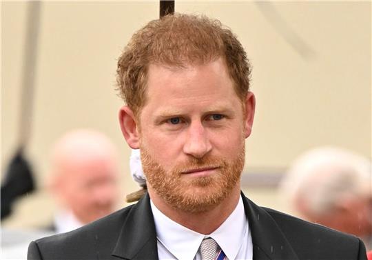 Prinz Harry zieht gegen die britische Boulevardpresse vor Gericht.