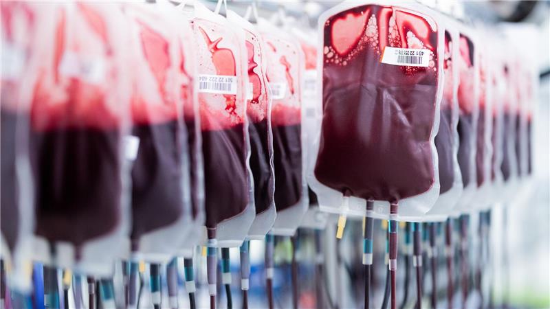 Pro Tag werden in Deutschland rund 15.000 Blutkonserven benötigt.