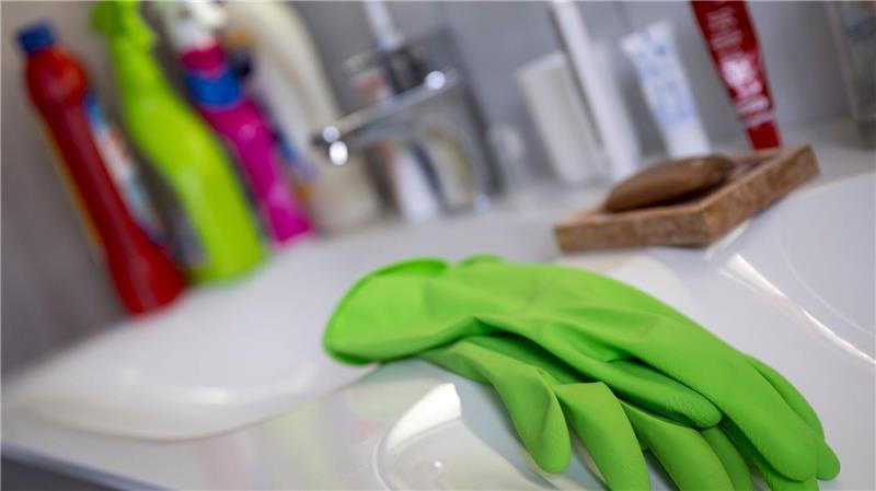 Produkte rund ums Waschen, Putzen und Reinigen steuerten im ersten Halbjahr 2,8 Milliarden Euro zum Inlandsumsatz bei. (Symbolbild)
