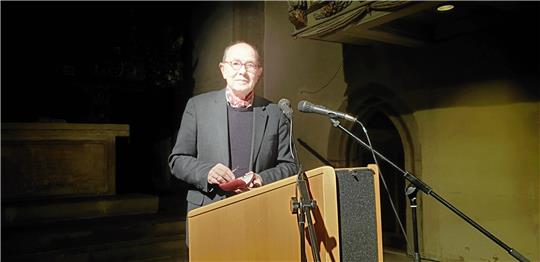 Professor Dr. Wolfgang Müller-Funk spricht zu Gast beim Frankberger Winterabend von der Macht der Narrativen. Foto: Fricke
