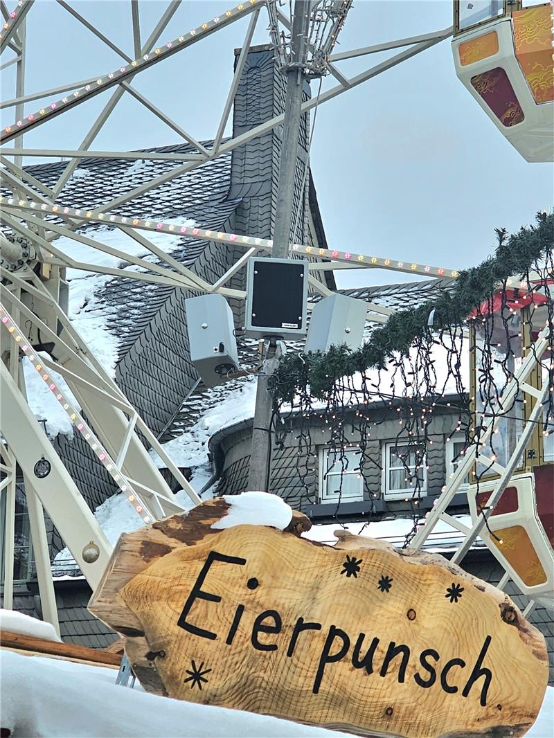 Gema: Weihnachtsmusik soll 43.000 Euro kosten Protest gegen die Gema-Gebühren: Die Lautsprecher bleiben gestern still. Foto: Sowa