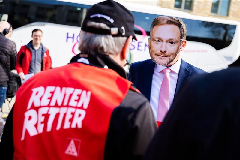 Sozialverband kritisiert geplantes Generationenkapital Protestveranstaltung der IG Metall gegen die «Aktienrente» in Berlin (Archivbild).