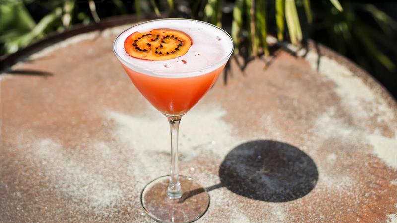 Provokanter Namen, schickes Aussehen: Trend-Drink Pornstar Martini.