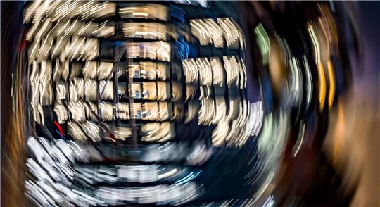 Psychische Belastungen im Zusammenhang mit der Arbeitsituation nehmen laut einer Studie zu.