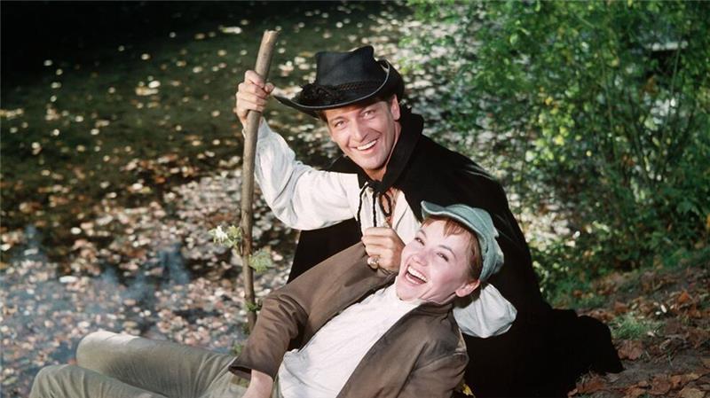 Das Lachen als Lebenselixier: Liselotte Pulver wird 95 Pulver spielte oft burschikose Rollen und setzte sich seltener als liebreizende Frau in Szene (Archivbild)